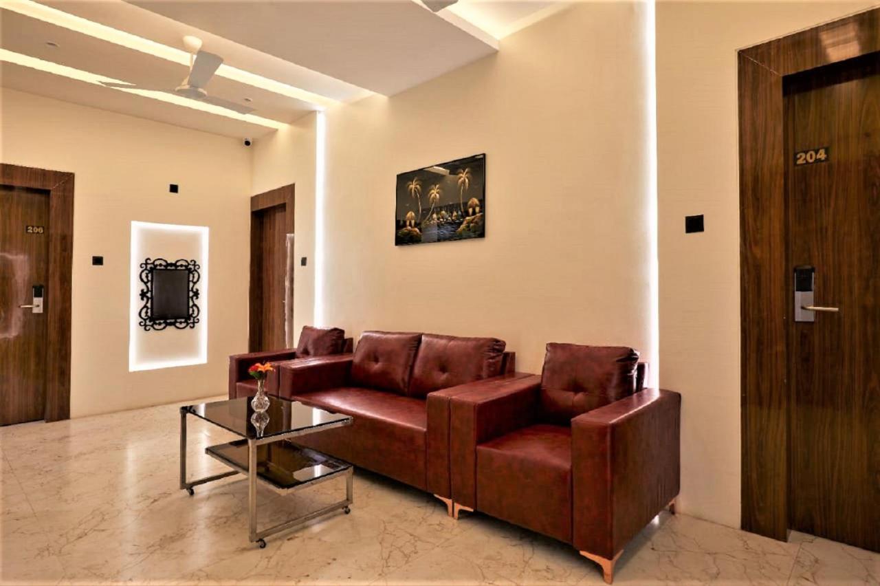 Hotel Rose Gold أحمدناغار المظهر الخارجي الصورة